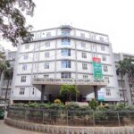 সড়কে মানসিক ভারসাম্যহীনের সন্তান প্রসব, হাসপাতালে নিল ট্রাফিক পুলিশ