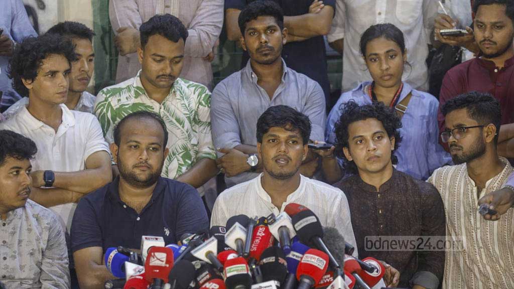 ফল প্রত্যাখ্যান আবিদের, ‘সম্মান’ জানালেন হামিম