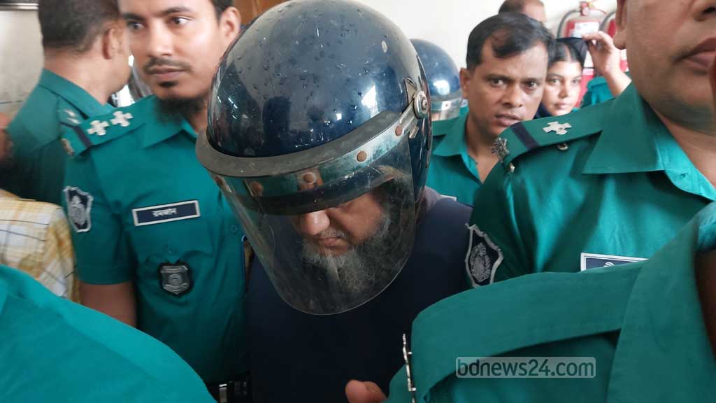 কাঠগড়ায় মতিউরকে স্ত্রীর ধমক, বললেন, ‘তোমার জন্য এসব হয়েছে’