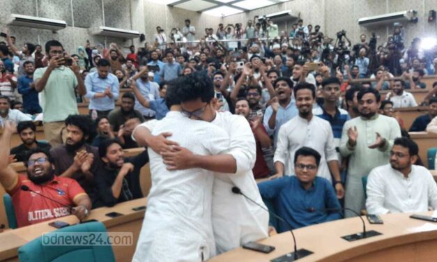 বিশাল জয়ে ডাকসুতে শিবিরের সাদিক, ফরহাদ, মহিউদ্দীন