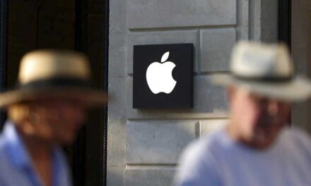 এআই প্রশিক্ষণে বইয়ের ব্যবহার: হায় অ্যাপল, তুমিও!