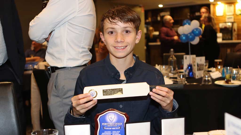 ঘাড়ে বল লেগে কিশোর অস্ট্রেলিয়ান ক্রিকেটারের মৃত্যু