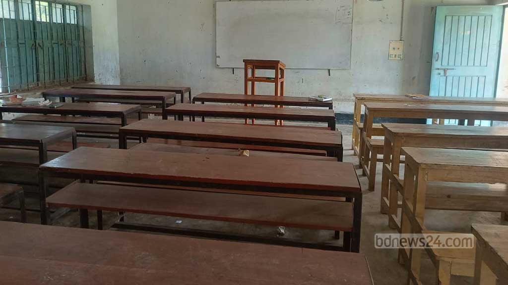 শার্শার এমপিওভুক্ত ৭৪ শিক্ষা প্রতিষ্ঠানে ‘লাগাতার কর্মবিরতি’