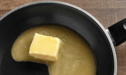 না পুড়িয়ে বাদামি মাখন তৈরির কৌশল