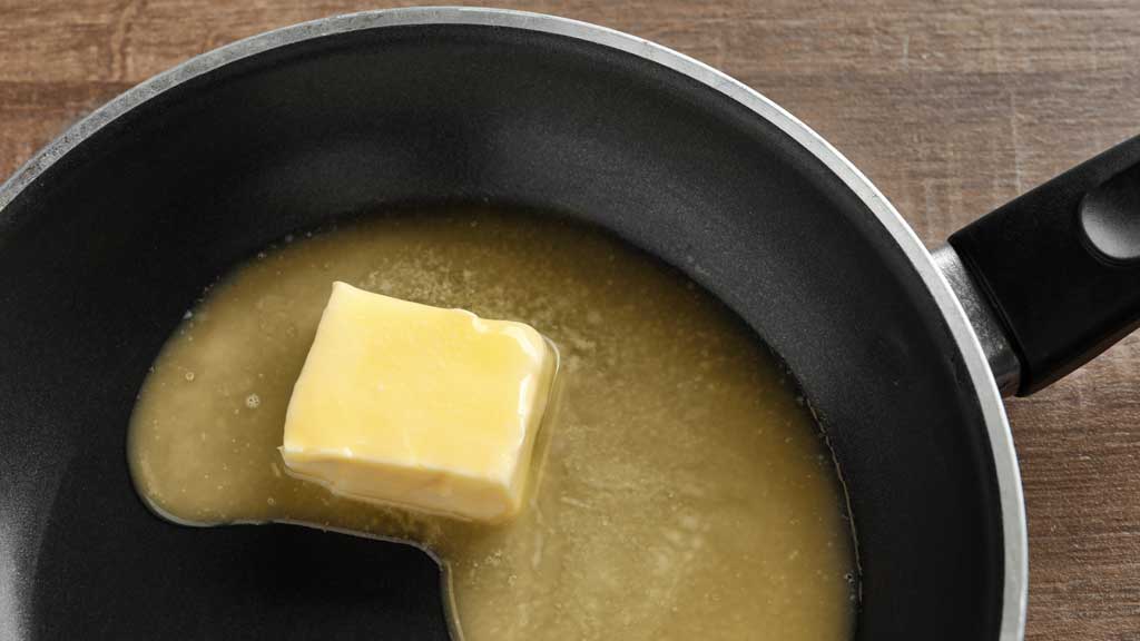 না পুড়িয়ে বাদামি মাখন তৈরির কৌশল