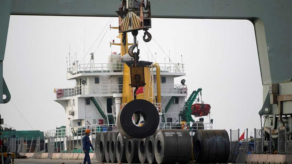যুক্তরাষ্ট্রের শুল্ক হুমকিতে ‘দ্বিমুখী নীতি’ দেখছে চীন