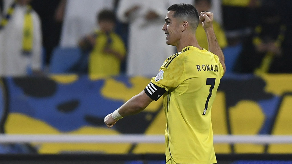 ৯৫০ গোল ছুঁয়ে লক্ষ‍্যের আরও কাছে রোনালদো