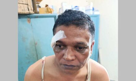 চট্টগ্রামে ‘মব’ করে সাংবাদিককে মারধর