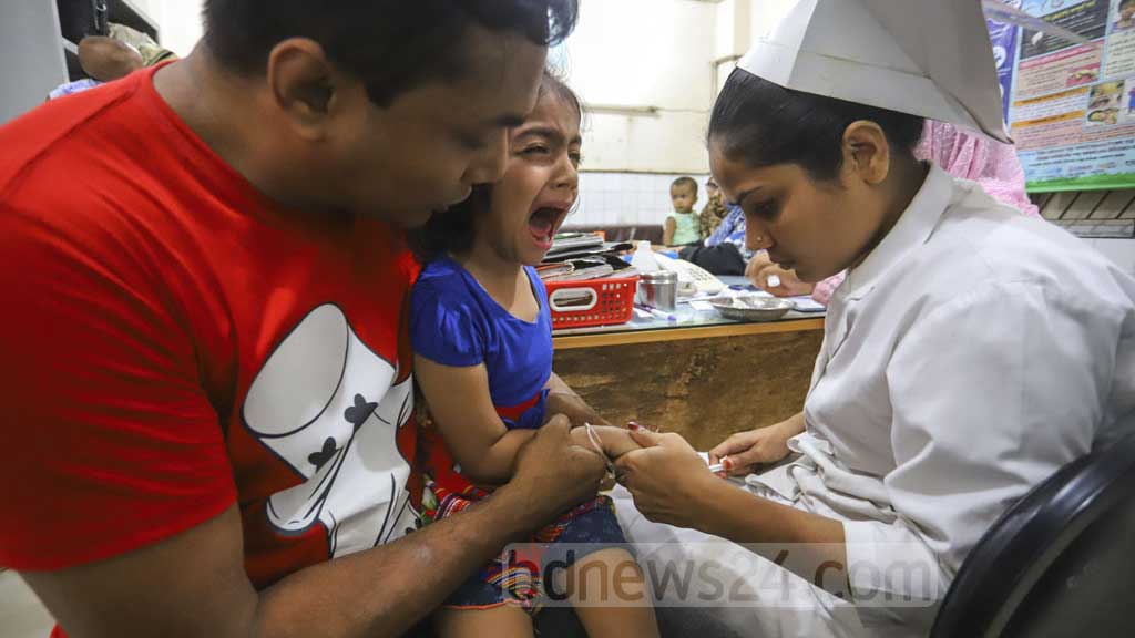 সরকারি হাসপাতালে ডেঙ্গু পরীক্ষা বিনামূল্যে