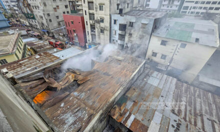 রূপনগরের আগুন পুরোপুরি নেভাতে ‘কয়েকদিন লাগতে পারে’
