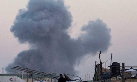 গাজায় বিমান হামলায় ২৬ জন নিহতের পর ইসরায়েল বলছে, ‘যুদ্ধবিরতি ফের শুরু হচ্ছে’