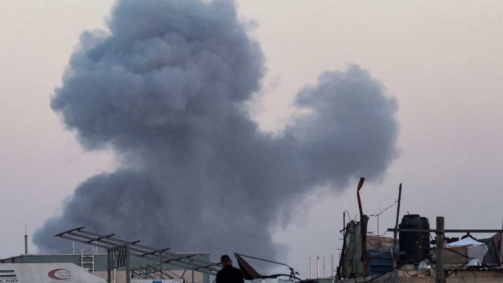 গাজায় বিমান হামলায় ২৬ জন নিহতের পর ইসরায়েল বলছে, ‘যুদ্ধবিরতি ফের শুরু হচ্ছে’