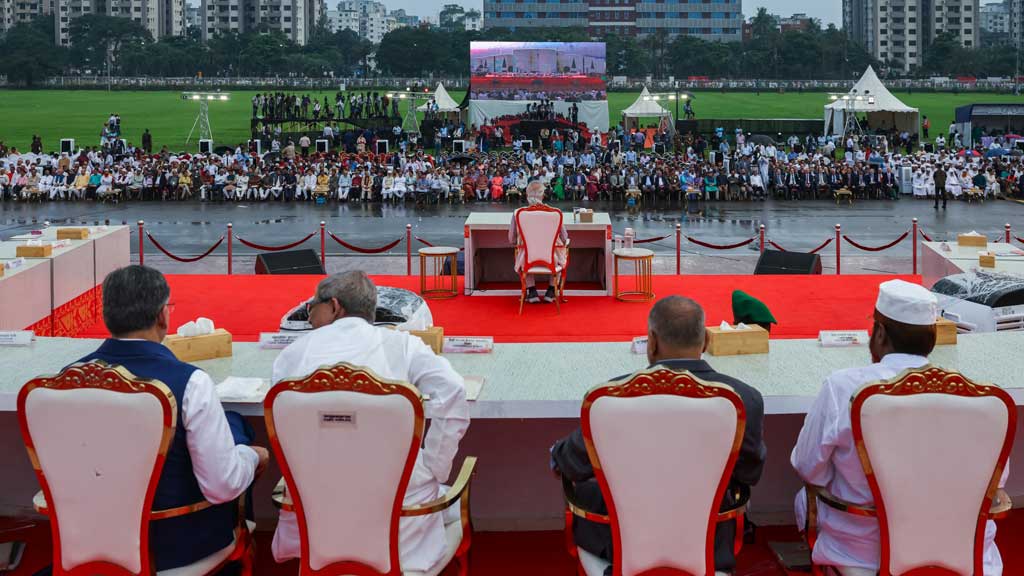 সংঘাত, বয়কটে জুলাই সনদ সই, বাস্তবায়নে ধোঁয়াশা