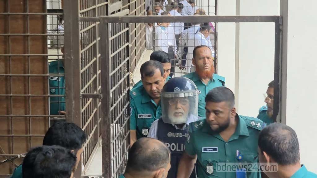 বিচারপতি খায়রুল হককে কেন জামিন দেওয়া হবে না, হাই কোর্টের প্রশ্ন