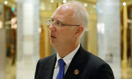 যুক্তরাষ্ট্র, ইউক্রেইন ও রাশিয়া যুদ্ধের ‘কূটনৈতিক সমাধানের’ কাছাকাছি, বললেন পুতিনের দূত