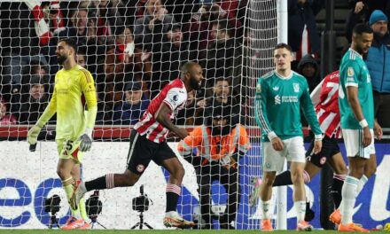 প্রিমিয়ার লিগে আবার হারল লিভারপুল