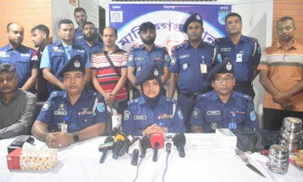 গ্রাহকদের রক্ষিত স্বর্ণ আত্মসাৎ করতে ‘ডাকাতির নাটক’, উদ্ধার ৩৯ ভরি