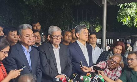 অন্তর্বর্তী সরকারকে ‘তত্ত্বাবধায়ক’ আদল দেওয়ার দাবি ইউনূসকে জানাল বিএনপি