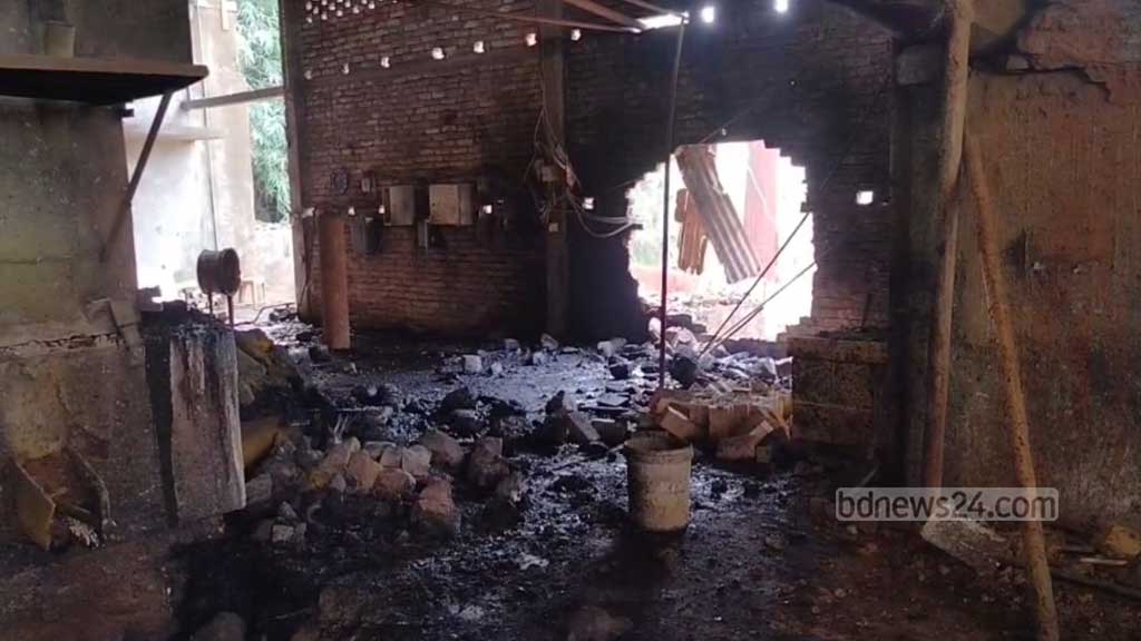 নরসিংদীতে ব্যাটারি কারখানায় বিস্ফোরণ, দগ্ধ ৭ শ্রমিক