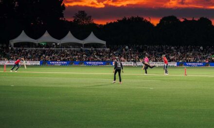 ইংল্যান্ডের ব্যাটিং শেষে ক্রাইস্টচার্চে বৃষ্টির রাজত্ব