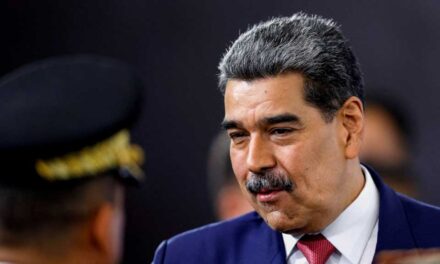ভেনেজুয়েলায় গোপন অভিযান চালাতে সিআইএকে অনুমতি ট্রাম্পের