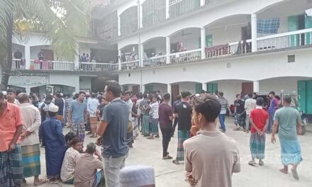 নোয়াখালীতে মাদ্রাসা ছাত্রকে গলা কেটে হত্যা, সহপাঠী আটক