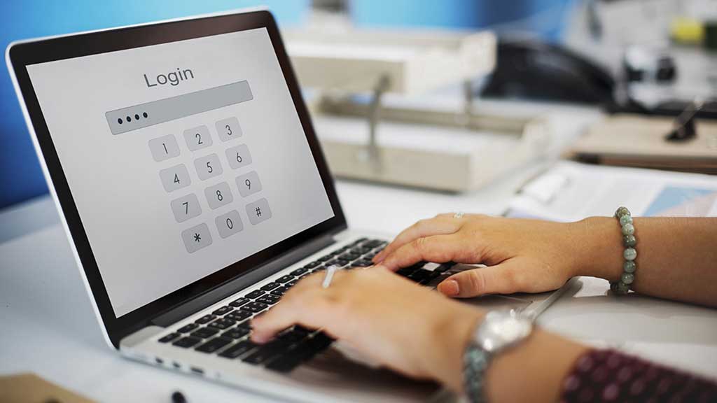 পাসওয়ার্ড না পাসকি কোনটিতে নিরাপত্তা বেশি?