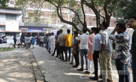 রাকসু: শহীদুল্লাহ ভবনে ৪টার পরও ভোটগ্রহণ