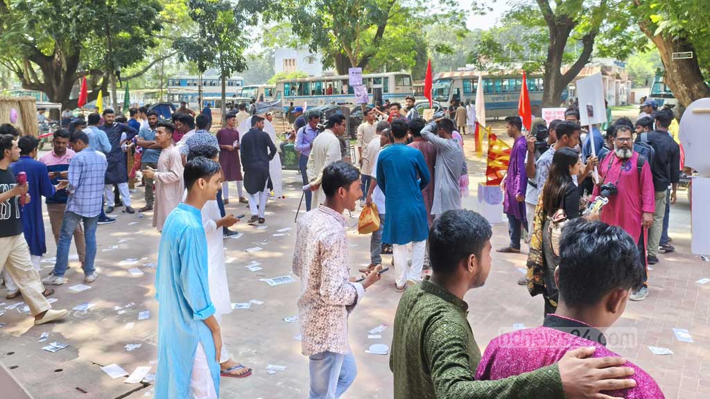 রাকসু নির্বাচন: ৩৫ বছরে বদলেছে অনেক, এবার কার জয়