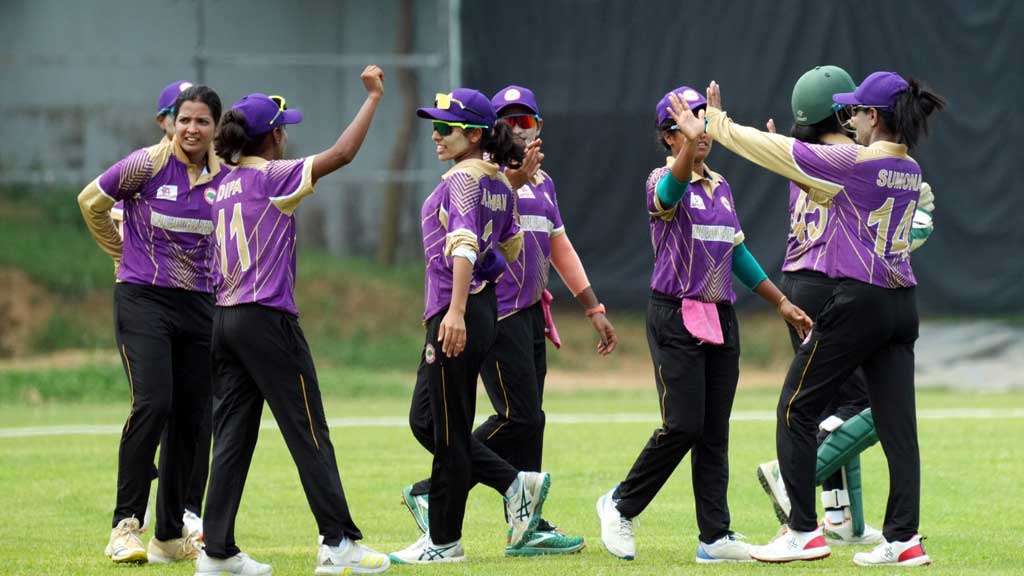 ফারজানার ৮১, টানা পাঁচ জয়ে শীর্ষে রূপালী ব্যাংক