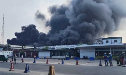 শাহজালাল বিমানবন্দরের কার্গো সেকশনে আগুন, ফ্লাইট ওঠানামা বন্ধ