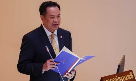 কম্বোডিয়ার সঙ্গে যুদ্ধবিরতি চুক্তিতে স্বাক্ষর করবেন থাই প্রধানমন্ত্রী