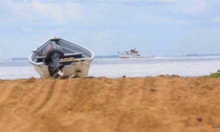 ভেনেজুয়েলার কাছে যুক্তরাষ্ট্রের যুদ্ধজাহাজ