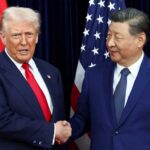 দক্ষিণ কোরিয়ার বুসানে বিমান বাহিনীর ঘাঁটিতে ট্রাম্প-শির বৈঠক