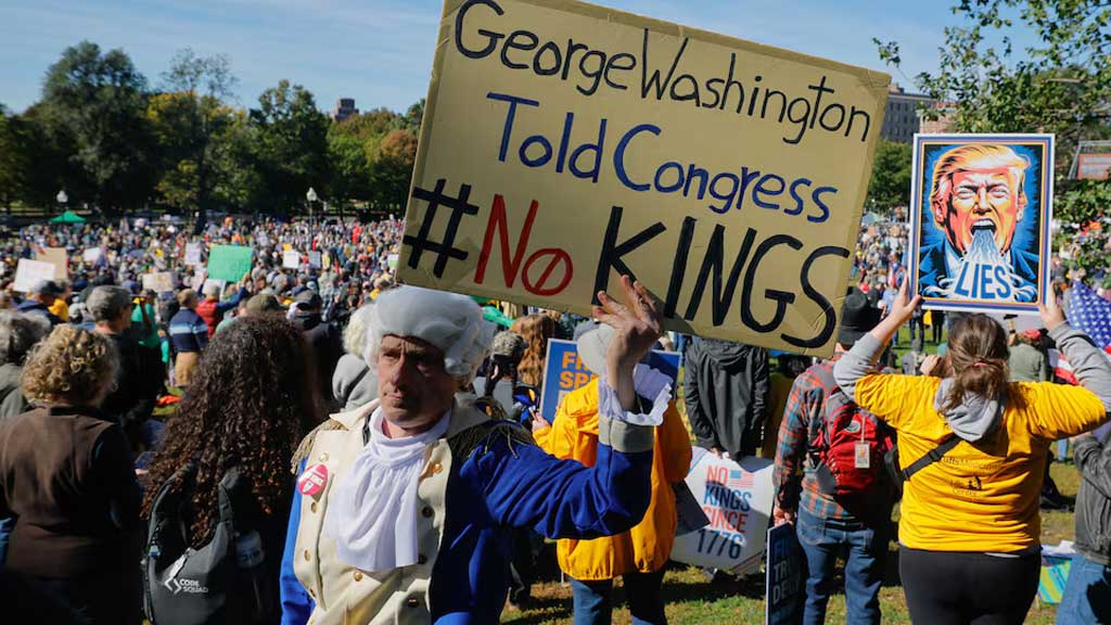 যুক্তরাষ্ট্রজুড়ে ট্রাম্পবিরোধী ‘নো কিংস’ বিক্ষোভে মানুষের ঢল